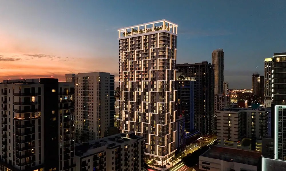 Domus Brickell Center tower at dusk
